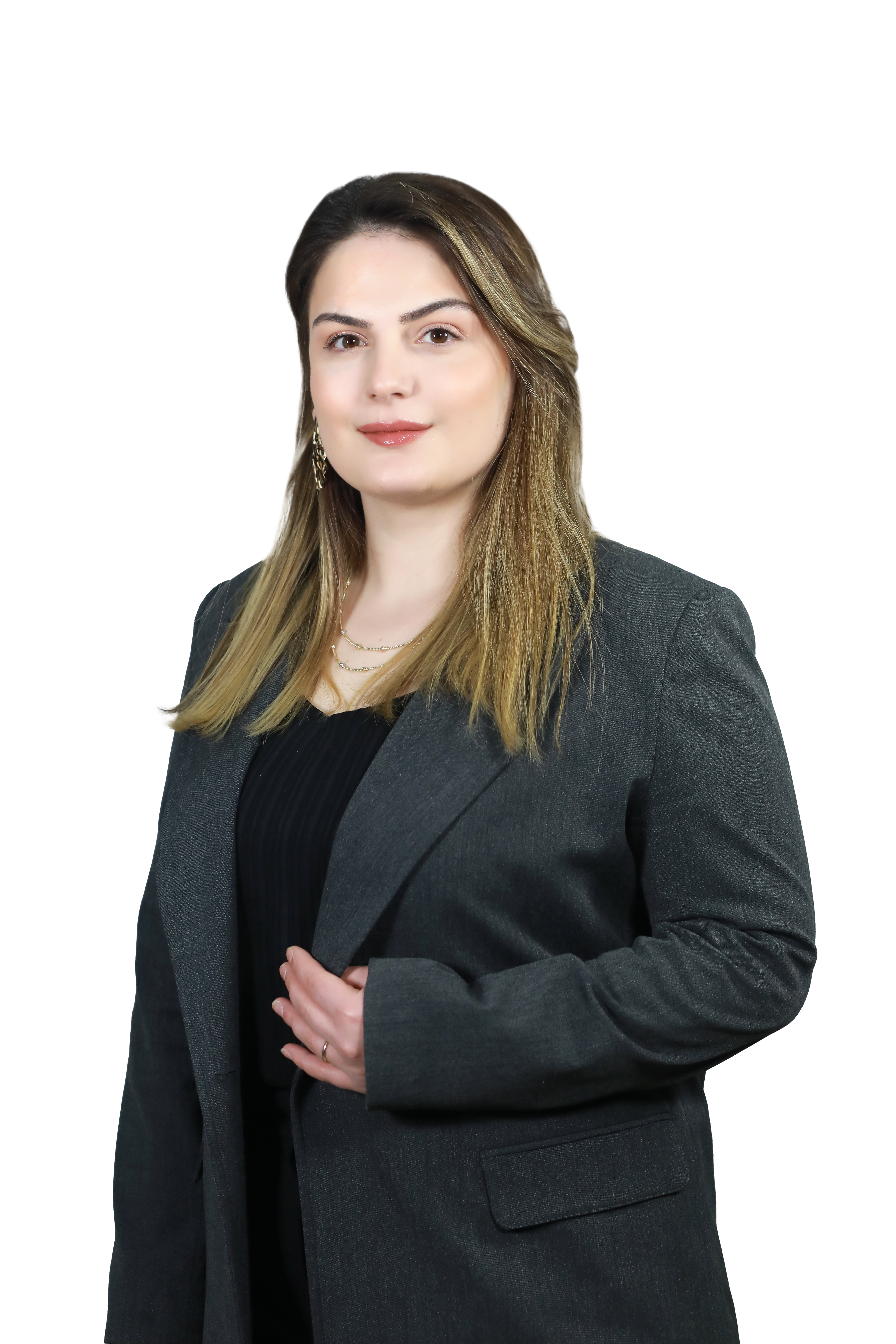 Avukat Betül Albayrak